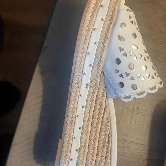 WHBM Wedge Sandals - Picture 2 of 8